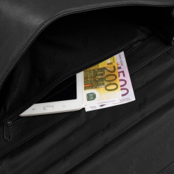 Męska aktówka ze skóry naturalnej czarna na dokumenty teczka na ramie z kluczykiem Paolo Peruzzi T-146-BL