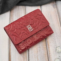 Portfel damski skórzany czerwony w orientacji poziomej RFID Paolo Peruzzi AL-15-RD