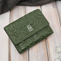 Portfel damski skórzany zielony w orientacji poziomej RFID Paolo Peruzzi AL-15-GB