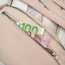 Damska skórzana saszetka nerka na pas SP-20-BG