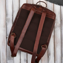 Plecak męski skórzany vintage na laptopa miejski brązowy Paolo Peruzzi IM-07-CG