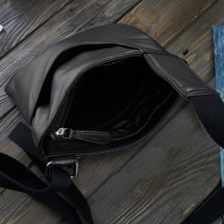 Czarna listonoszka damska ze skóry naturalnej Paolo Peruzzi T-60-BL