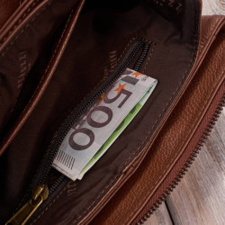 Torebka damska na ramię skórzana koniakowa kompaktowa listonoszka Paolo Peruzzi IM-04-CG