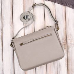 Torebka damska na ramię skórzana kremowa kompaktowa listonoszka Paolo Peruzzi IM-04-CR