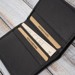 Portfel męski mały cienki z przegrodami skórzany praktyczny i stylowy RFID Paolo Peruzzi T-149-BR