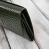 Portfel damski skórzany mały ciemnozielony croco w orientacji poziomej z RFID Paolo Peruzzi T-135-GR