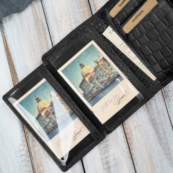 Portfel damski skórzany mały czarny croco w orientacji poziomej z ochroną RFID Paolo Peruzzi T-135-BL