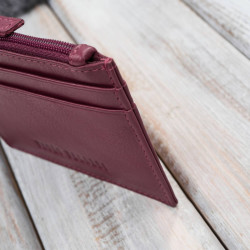 Etui na karty z kieszonką na suwak ochrona RFID eleganckie czerwone Paolo Peruzzi AY-17-RD