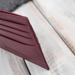 Etui na karty i wizytówki skórzane praktyczne z ochroną RFID czerwone Paolo Peruzzi AY-16-RD