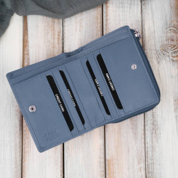 Portfel damski skórzany mały błękitny w orientacji poziomej z RFID Paolo Peruzzi SL-06-CB