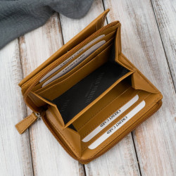 Portfel damski skórzany mały w kolorze musztardowym poziomy z RFID Paolo Peruzzi SL-06-MNG