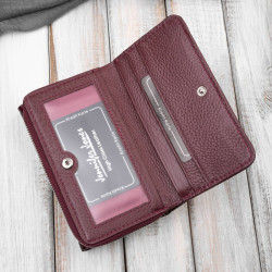 Portfel damski skórzany lakierowany z tłoczeniem croco burgundowy SP-24-CBGD