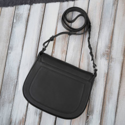 Torebka damska skórzana listonoszka ze skóry licowej modna czarna Paolo Peruzzi KV-06-BL