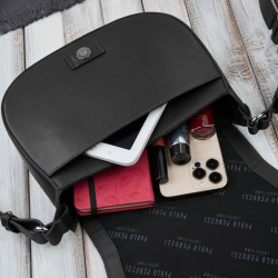 Torebka damska skórzana listonoszka ze skóry licowej modna czarna Paolo Peruzzi KV-06-BL