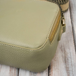 Torebka damska skórzana listonoszka na ramię modna zielona Paolo Peruzzi KV-03-GR