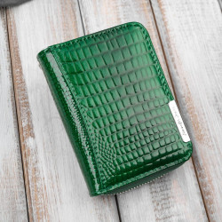 Portfel damski skórzany mini zielony skóra naturalna lakierowana croco SP-18-CGRN