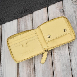 Portfel damski skórzany mały żółty w orientacji poziomej z RFID Paolo Peruzzi KV-04-YL