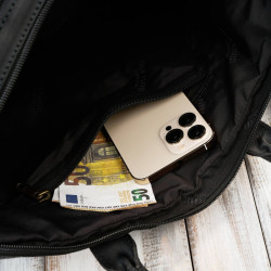 Torba męska na ramię skórzana na dokumenty A4 na laptopa czarna elegancka Paolo Peruzzi IM-05-BL