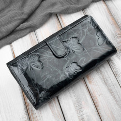 Portfel damski skórzany lakierowany ze wzorem w motyle czarny SP-19-BL
