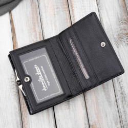 Portfel damski skórzany mały czarny lakierowany croco z ochroną RFID SP-23-CBL