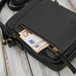 Saszetka męska skórzana na ramię czarna mała funkcjonalna Paolo Peruzzi IM-02-BL