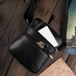 Zestaw prezentowy ZUP-76-BL saszetka męska na ramię T-74 skórzany portfel T-79