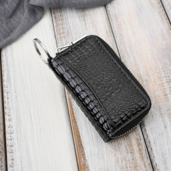Skórzane etui na klucze czarne lakierowana skóra z tłoczeniem croco SP-22-CBL