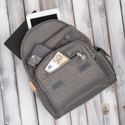 Modny plecaczek damski w kolorze szarym SP-10-GR