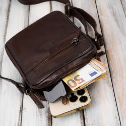 Saszetka męska skórzana na ramię klasyczna brązowa mała funkcjonalna Paolo Peruzzi SL-03-BR