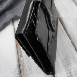 Portfel damski skórzany czarny duży w orientacji poziomej z RFID Paolo Peruzzi T-134-BL