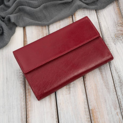 Portfel damski skórzany czerwony duży w orientacji poziomej z RFID Paolo Peruzzi T-134-RD