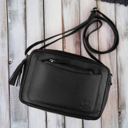 Torebka damska skórzana listonoszka na ramię czarna Paolo Peruzzi AY-20-BL