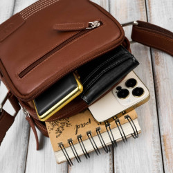 Listonoszka saszetka męska skórzana na ramię koniakowa Paolo Peruzzi AY-27-CG