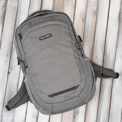 Plecak wielofunkcyjny trekkingowy turystyczny do pracy Paolo Peruzzi AS-04-DGR