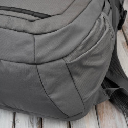 Plecak wielofunkcyjny trekkingowy turystyczny do pracy Paolo Peruzzi AS-04-DGR