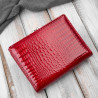 Portfel damski skórzany mały elegancki czerwony lakierowany croco SP-23-CRD