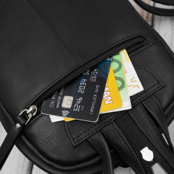 Plecak damski skórzany miejski mały czarny elegancki Paolo Peruzzi AY-26-BL