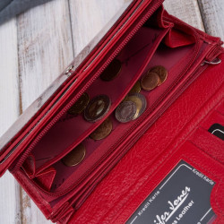 Portfel damski skórzany lakierowany czerwony ze wzorem w motyle SP-16-RDM