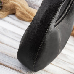 Torebka damska na ramię skórzana czarna Paolo Peruzzi AV-04-BL