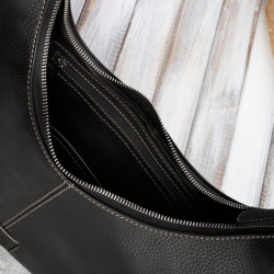 Torebka damska na ramię skórzana czarna Paolo Peruzzi AV-04-BL