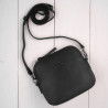 Mała torebka damska skórzana kopertówka na ramię crossbody do ręki czarna Paolo Peruzzi AY-24-BL