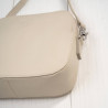 Mała torebka damska skórzana kopertówka na ramię crossbody do ręki beżowa Paolo Peruzzi AY-24-BG