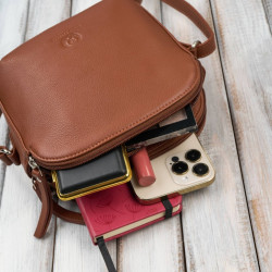 Mała torebka damska skórzana na ramię crossbody modna letnia Paolo Peruzzi AY-25-CG